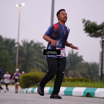 Runner Photo 7533035