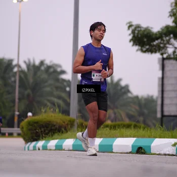 Runner Photo 7533039