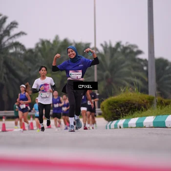 Runner Photo 7533073