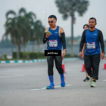 Runner Photo 7533098