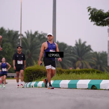 Runner Photo 7533112