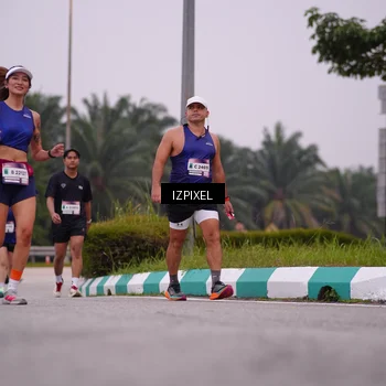 Runner Photo 7533114