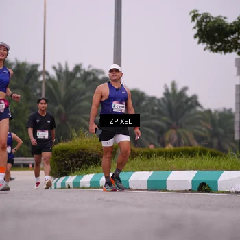 Runner Photo 7533119