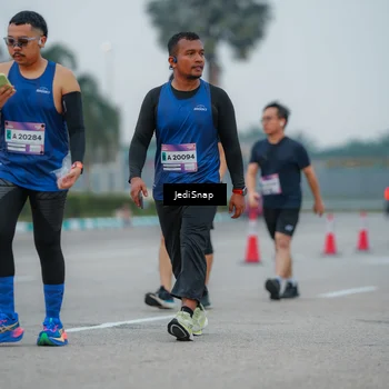 Runner Photo 7533125