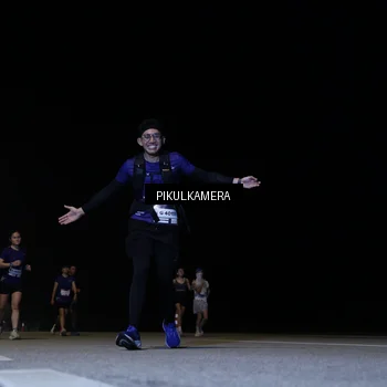 Runner Photo 7533174