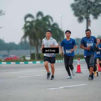 Runner Photo 7533192