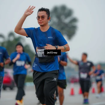 Runner Photo 7533219