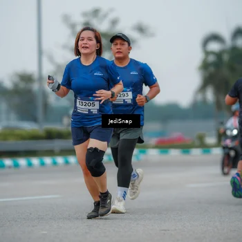 Runner Photo 7533239