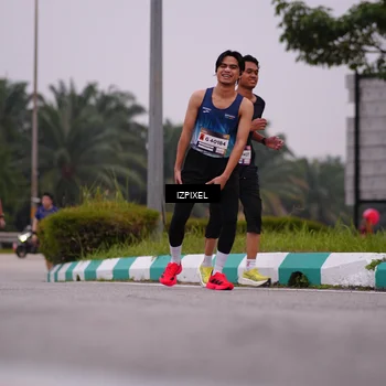 Runner Photo 7533240