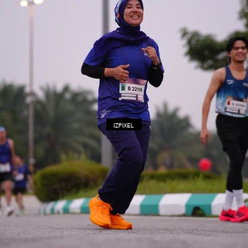 Runner Photo 7533245