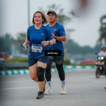 Runner Photo 7533250