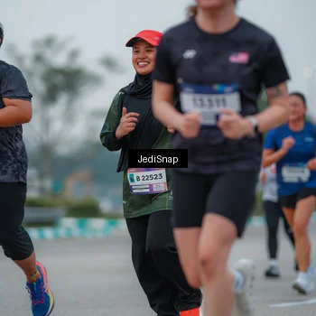 Runner Photo 7533263