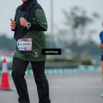 Runner Photo 7533264