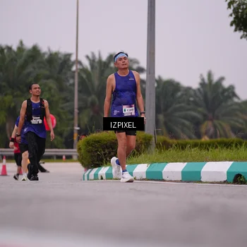 Runner Photo 7533272