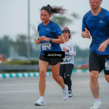 Runner Photo 7533278