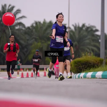Runner Photo 7533280