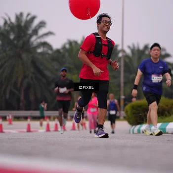 Runner Photo 7533298