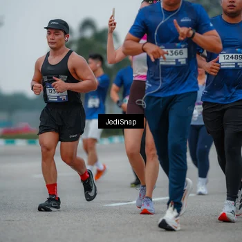 Runner Photo 7533299