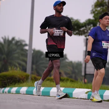 Runner Photo 7533305
