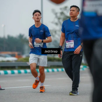 Runner Photo 7533312
