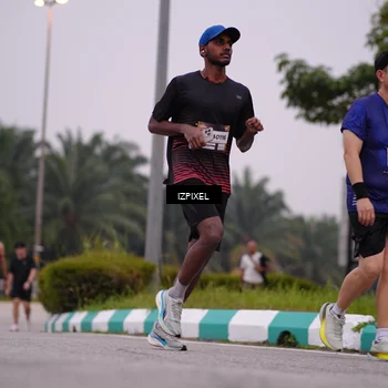 Runner Photo 7533315