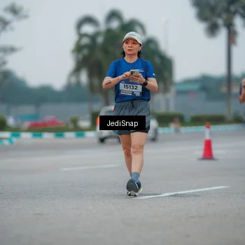 Runner Photo 7533345