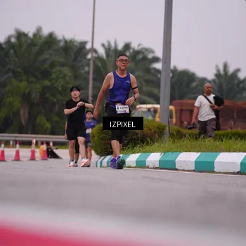 Runner Photo 7533351