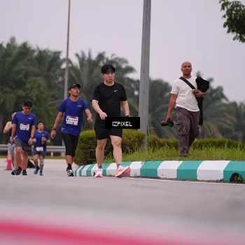 Runner Photo 7533353