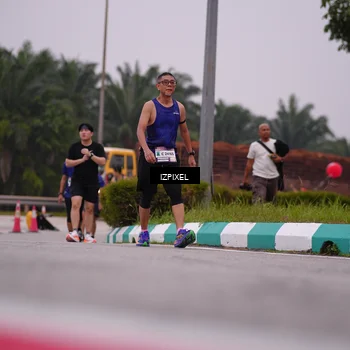 Runner Photo 7533355