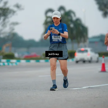 Runner Photo 7533358