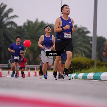 Runner Photo 7533365