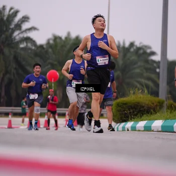 Runner Photo 7533368
