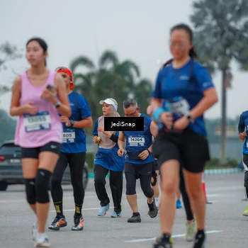 Runner Photo 7533375