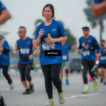 Runner Photo 7533403