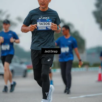 Runner Photo 7533436