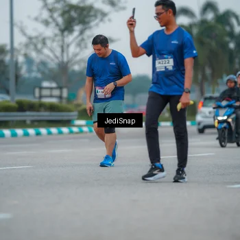 Runner Photo 7533448