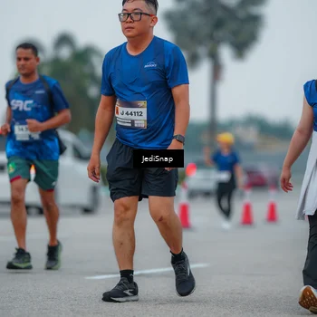 Runner Photo 7533466