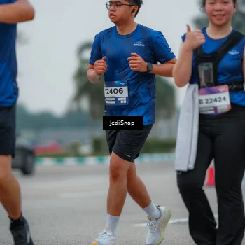 Runner Photo 7533493