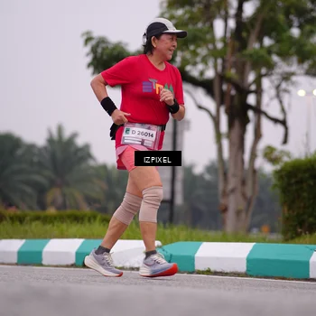 Runner Photo 7533504