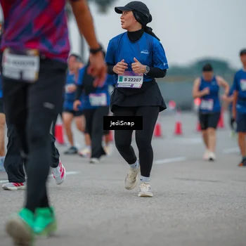 Runner Photo 7533549