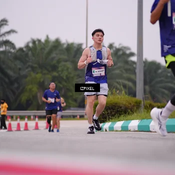 Runner Photo 7533552