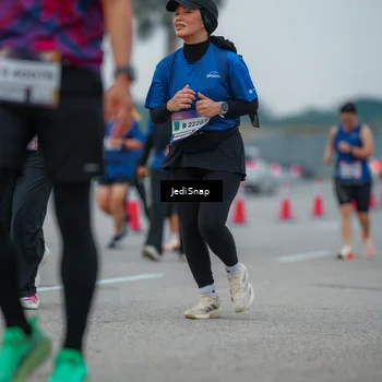 Runner Photo 7533556