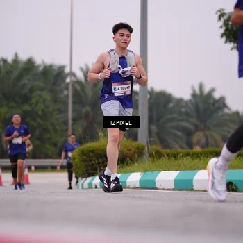 Runner Photo 7533564