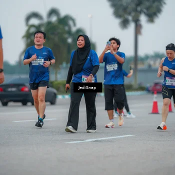 Runner Photo 7533568