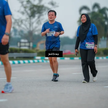 Runner Photo 7533591