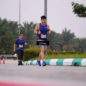 Runner Photo 7533597