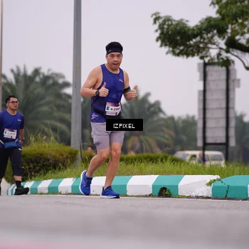 Runner Photo 7533600