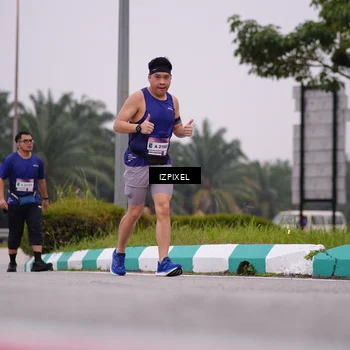 Runner Photo 7533602