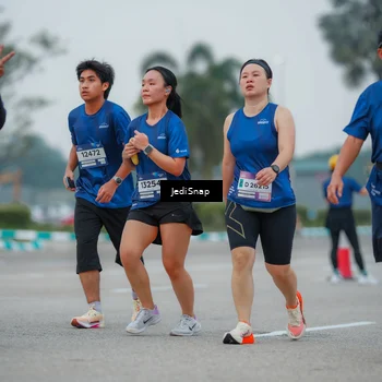 Runner Photo 7533604