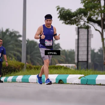 Runner Photo 7533611